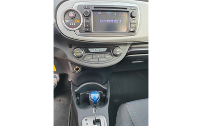 Toyota Yaris 1.5, 75к.с. Хибрид - автомобили, коли, обяви за нови и употребявани 10