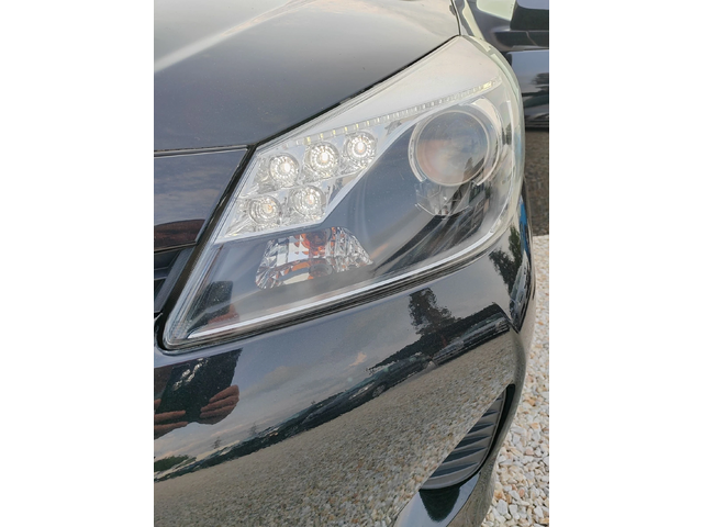 Toyota Yaris 1.5, 75к.с. Хибрид - автомобили, коли, обяви за нови и употребявани 16