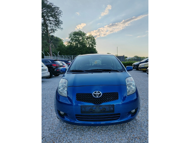 Toyota Yaris 1.4, 90к.с. - автомобили, коли, обяви за нови и употребявани 4