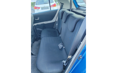 Toyota Yaris 1.4, 90к.с. - автомобили, коли, обяви за нови и употребявани 6