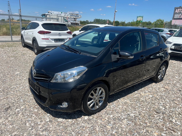 Toyota Yaris 1.0 VVTI - автомобили, коли, обяви за нови и употребявани 0