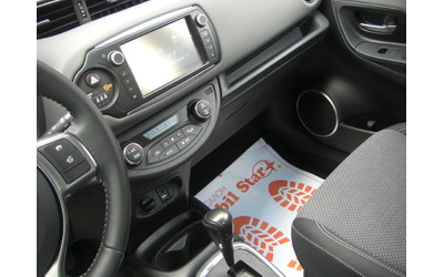 Toyota Yaris 1.5i HYBRID NAVI LED EURO 6B - автомобили, коли, обяви за нови и употребявани 11