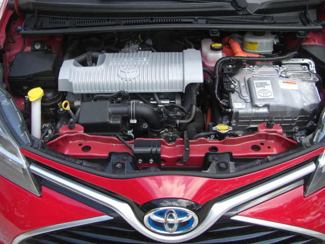 Toyota Yaris 1.5i HYBRID NAVI LED EURO 6B - автомобили, коли, обяви за нови и употребявани 16