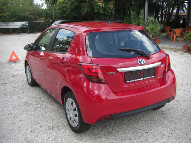 Toyota Yaris 1.5i HYBRID NAVI LED EURO 6B - автомобили, коли, обяви за нови и употребявани 2