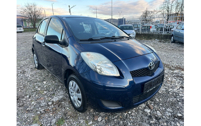 toyota-yaris - 0