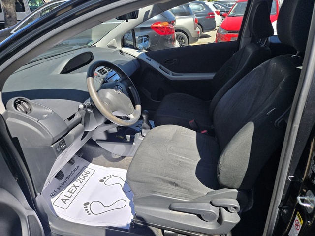 Toyota Yaris - автомобили, коли, обяви за нови и употребявани 4