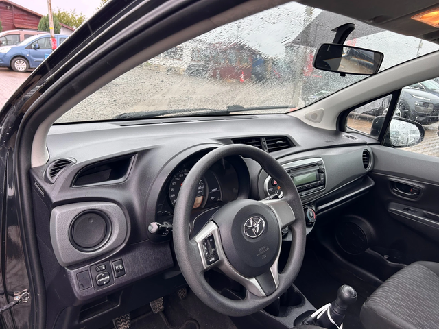 Toyota Yaris 1.0VVT-i EURO 5 ЛИЗИНГ - автомобили, коли, обяви за нови и употребявани 10