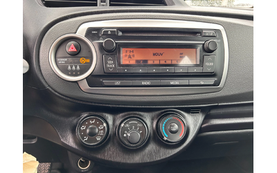 Toyota Yaris 1.0VVT-i EURO 5 ЛИЗИНГ - автомобили, коли, обяви за нови и употребявани 11