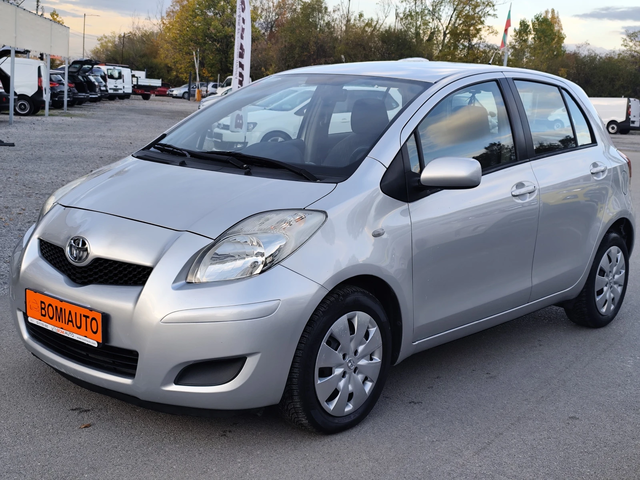 Toyota Yaris 1.4D-4D* KLIMA* - автомобили, коли, обяви за нови и употребявани 0