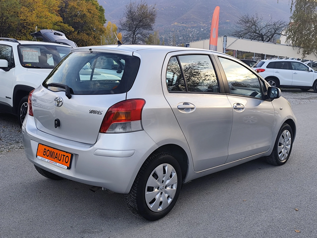 Toyota Yaris 1.4D-4D* KLIMA* - автомобили, коли, обяви за нови и употребявани 3