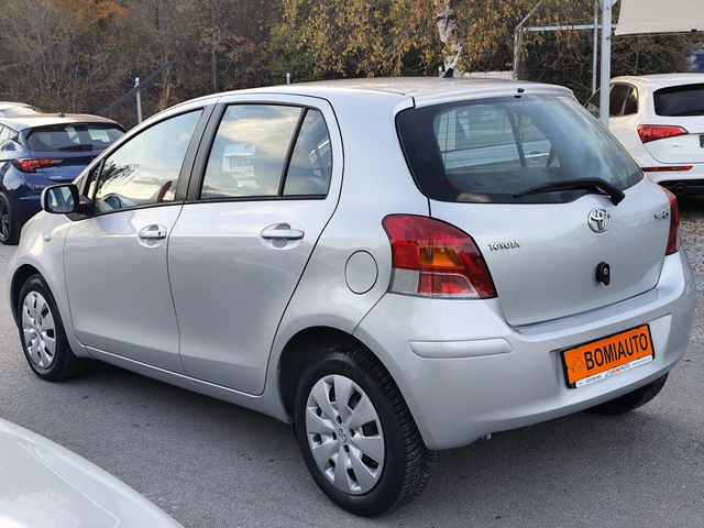 Toyota Yaris 1.4D-4D* KLIMA* - автомобили, коли, обяви за нови и употребявани 5