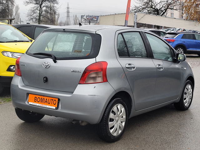 Toyota Yaris 1.3VVT-i* KLIMA* - автомобили, коли, обяви за нови и употребявани 3