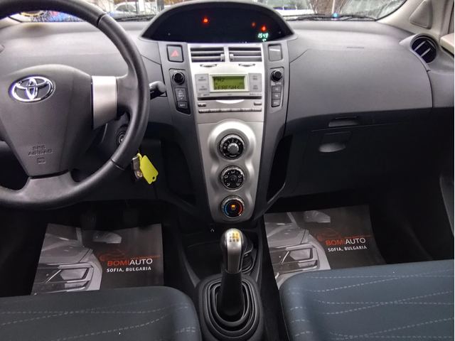 Toyota Yaris 1.3VVT-i* KLIMA* - автомобили, коли, обяви за нови и употребявани 8