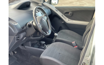 Toyota Yaris 1.0 VVT-i - автомобили, коли, обяви за нови и употребявани 12