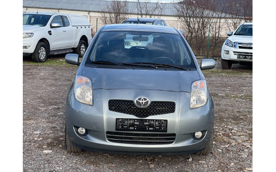 Toyota Yaris 1.0 VVT-i - автомобили, коли, обяви за нови и употребявани 7