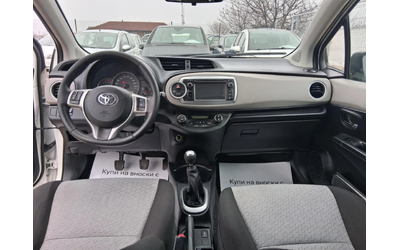 Toyota Yaris Navi* kamera* - автомобили, коли, обяви за нови и употребявани 10