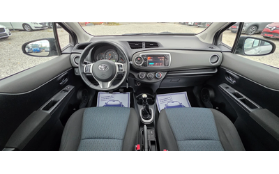 Toyota Yaris 1.0i 70k.c EURO 5B UNIKAT ITALIA - автомобили, коли, обяви за нови и употребявани 11