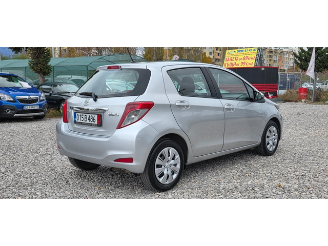 Toyota Yaris 1.0i 70k.c EURO 5B UNIKAT ITALIA - автомобили, коли, обяви за нови и употребявани 3