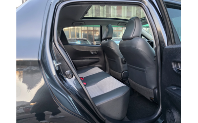 Toyota Yaris 1.3i 100k.c EURO 5B ITALIA - автомобили, коли, обяви за нови и употребявани 11