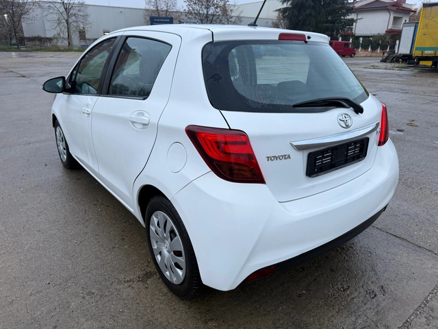 Toyota Yaris 1.4 D4D - автомобили, коли, обяви за нови и употребявани 6