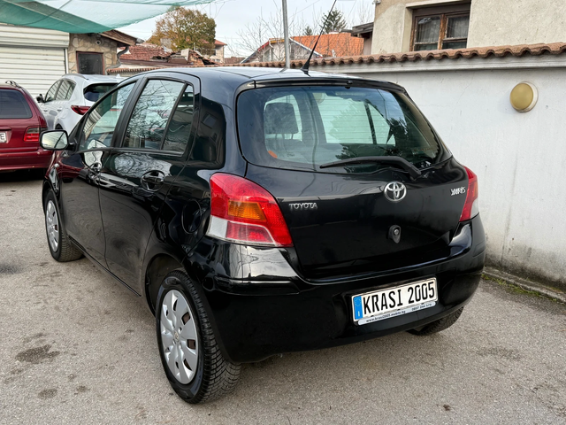 Toyota Yaris 1.3VVTI FACELIFT 101HP - автомобили, коли, обяви за нови и употребявани 3