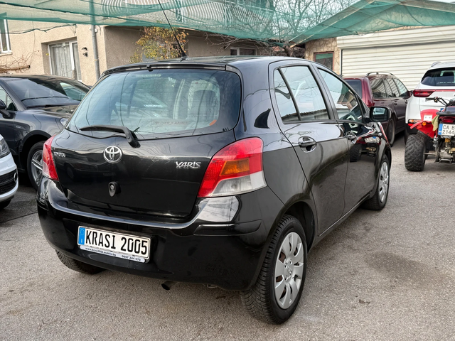 Toyota Yaris 1.3VVTI FACELIFT 101HP - автомобили, коли, обяви за нови и употребявани 5