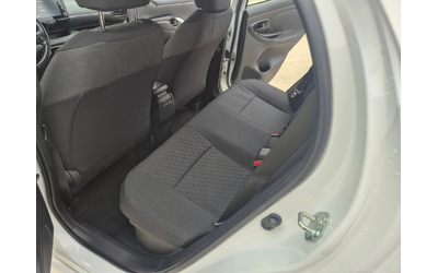 Toyota Yaris КАМЕРА 1, 5 Hybrid А/Т в Гаранция - автомобили, коли, обяви за нови и употребявани 11