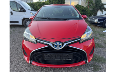 toyota-yaris - 0