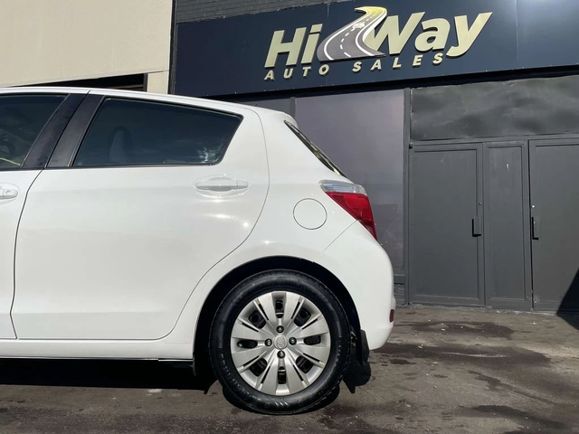 Toyota Yaris * NCP131L * CARFAX * ЦЕНА ДО БГ - автомобили, коли, обяви за нови и употребявани 2