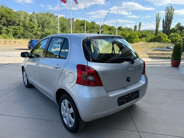 Toyota Yaris - автомобили, коли, обяви за нови и употребявани 3
