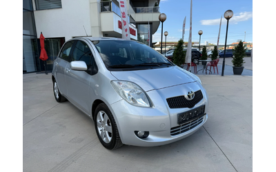 Toyota Yaris - автомобили, коли, обяви за нови и употребявани 7