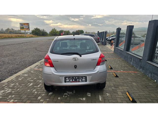 Toyota Yaris 1.4D4D---EVRO 5 - автомобили, коли, обяви за нови и употребявани 2