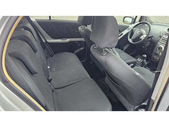 Toyota Yaris 1.4D4D---EVRO 5 - автомобили, коли, обяви за нови и употребявани 7