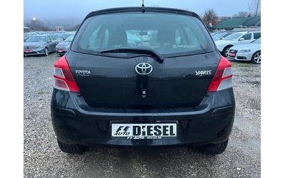 Toyota Yaris 1.4d4d-90-FEIS-ITALIA - автомобили, коли, обяви за нови и употребявани 8