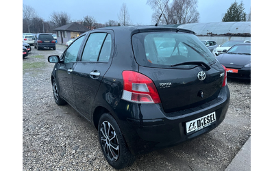 Toyota Yaris 1.4d4d-90-FEIS-ITALIA - автомобили, коли, обяви за нови и употребявани 9