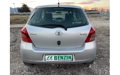 Toyota Yaris 1.3VVTI-KLIMA-ITALIA - автомобили, коли, обяви за нови и употребявани 8