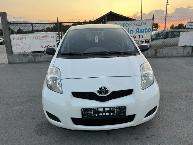 Toyota Yaris FACE 70кс EURO 4 КЛИМАТИК - автомобили, коли, обяви за нови и употребявани 1