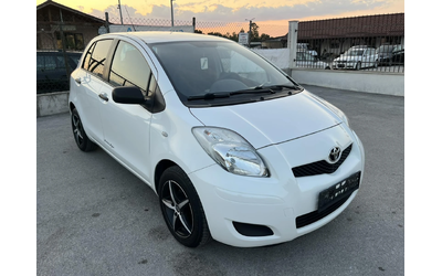 toyota-yaris - 2
