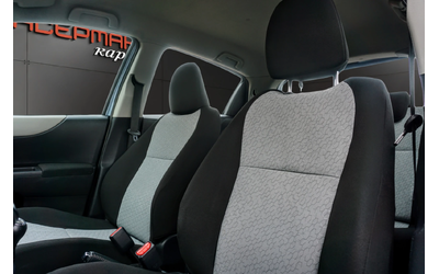 Toyota Yaris 1.0i LOUNGE - автомобили, коли, обяви за нови и употребявани 8