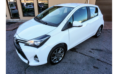 toyota-yaris - 0