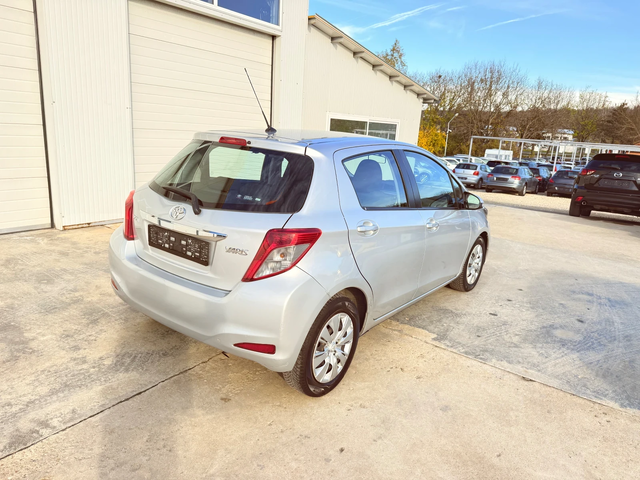 Toyota Yaris 1.4d4d * 150 000km* NAVI* UNIKAT* - автомобили, коли, обяви за нови и употребявани 14