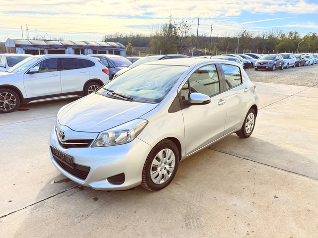 Toyota Yaris 1.4d4d * 150 000km* NAVI* UNIKAT* - автомобили, коли, обяви за нови и употребявани 1