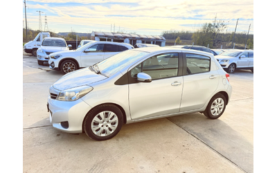 toyota-yaris - 2