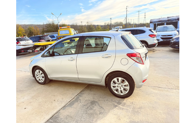 toyota-yaris - 3