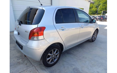 Toyota Yaris 1.3vvt-i 101k* FACE* UNIKAT* - автомобили, коли, обяви за нови и употребявани 13