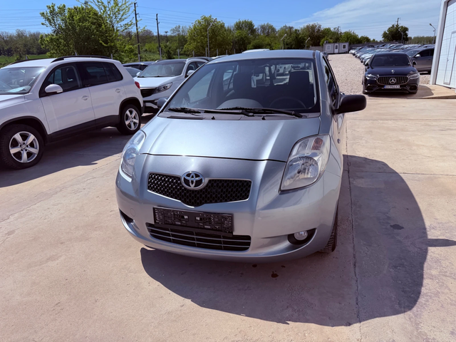 Toyota Yaris 1.3vvt-i 87k.c UNIKAT - автомобили, коли, обяви за нови и употребявани 0