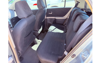Toyota Yaris 1.3vvt-i 87k.c UNIKAT - автомобили, коли, обяви за нови и употребявани 7