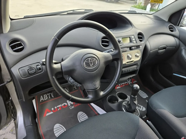 Toyota Yaris 1.3vvti-87кс= 154.000км= КЛИМАТИК - автомобили, коли, обяви за нови и употребявани 7