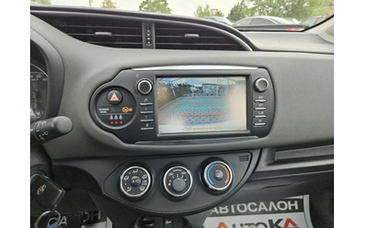 Toyota Yaris 1.0i-69kc= = LINE ASSIST= КАМЕРА= СЕРВИЗНА ИСТОРИЯ - автомобили, коли, обяви за нови и употребявани 15