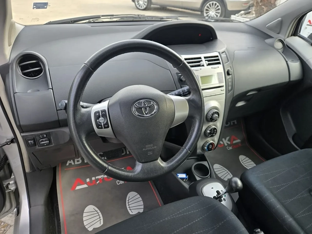 Toyota Yaris 1.3VVTI-87кс= АВТОМАТ= 5ВРАТИ= ОБСЛУЖЕНА - автомобили, коли, обяви за нови и употребявани 7
